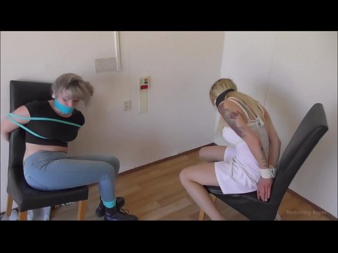 ❤️ Zasvojena / zvezana in z usti / deklica v stiski Šukanje na sl.porngifmag-com.ru