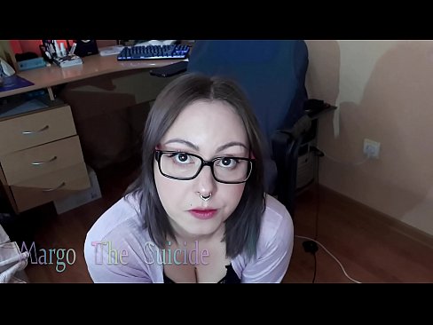 ❤️ Seksi dekle z očali globoko sesa dildo pred kamero Šukanje na sl.porngifmag-com.ru